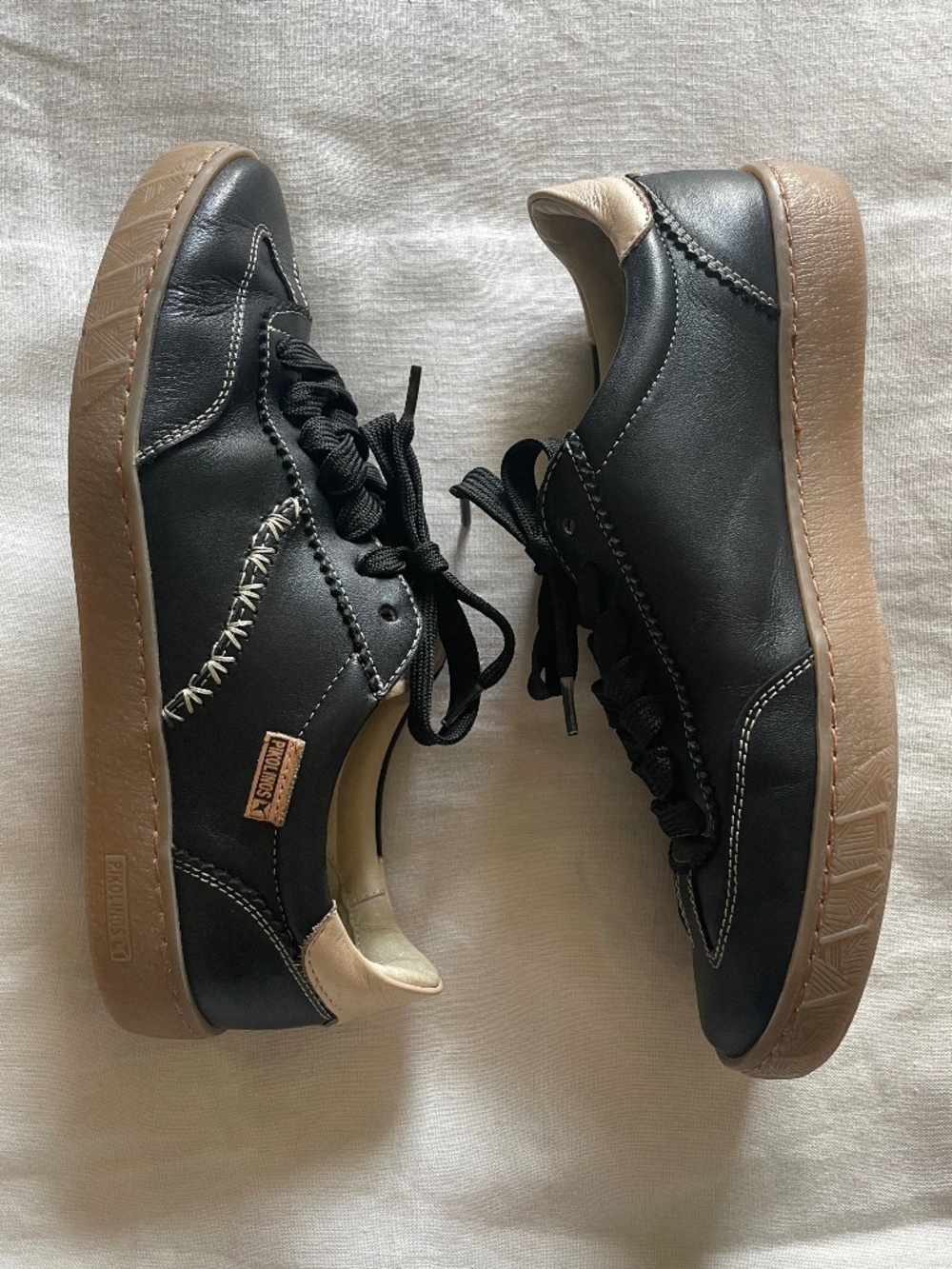 Pikolinos Lanzarote lace-up calfskin leather sneaker